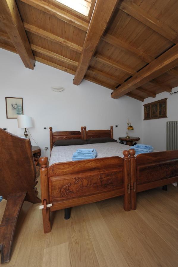 B&B Bone Novelle Dimora Storica Palazzo Zuzi LʼAquila Buitenkant foto