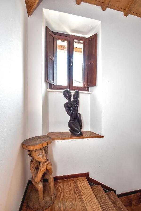 B&B Bone Novelle Dimora Storica Palazzo Zuzi LʼAquila Buitenkant foto