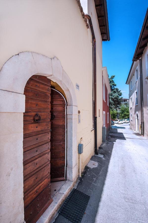 B&B Bone Novelle Dimora Storica Palazzo Zuzi LʼAquila Buitenkant foto
